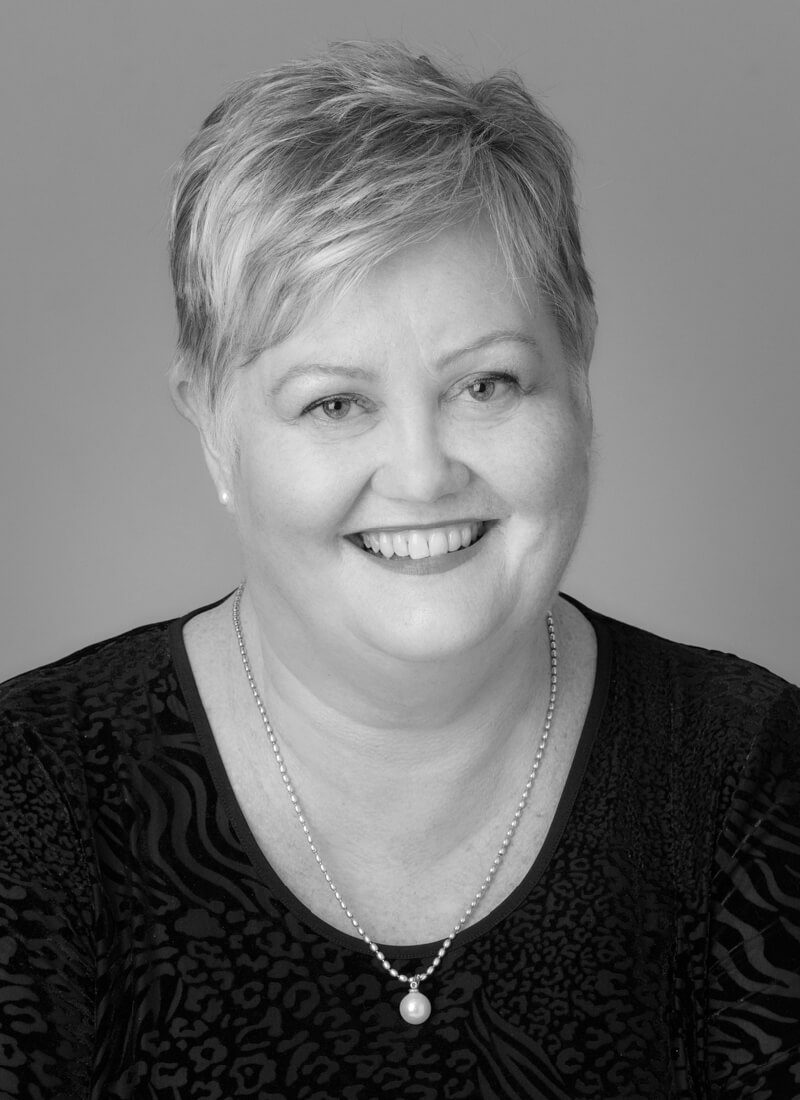 Sandra Hewlett